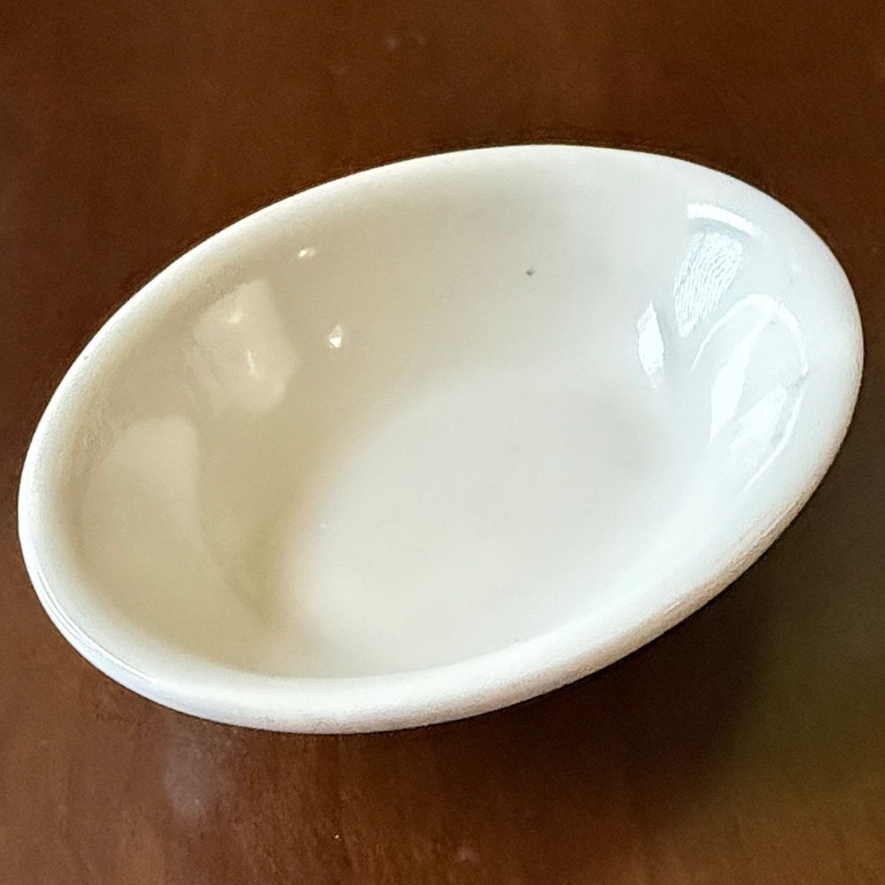 Homer Laughlin Leaf free small relish oval Bowl white Ceramic Dish 5.25” x 4”